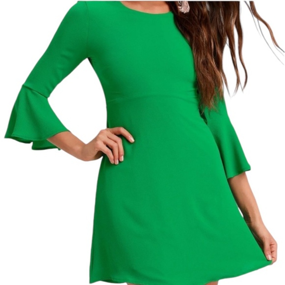 LULUS KELLY GREEN CENTER OF ATTENTION BOHO Goblincore Bell Sleeve Flared Dress S